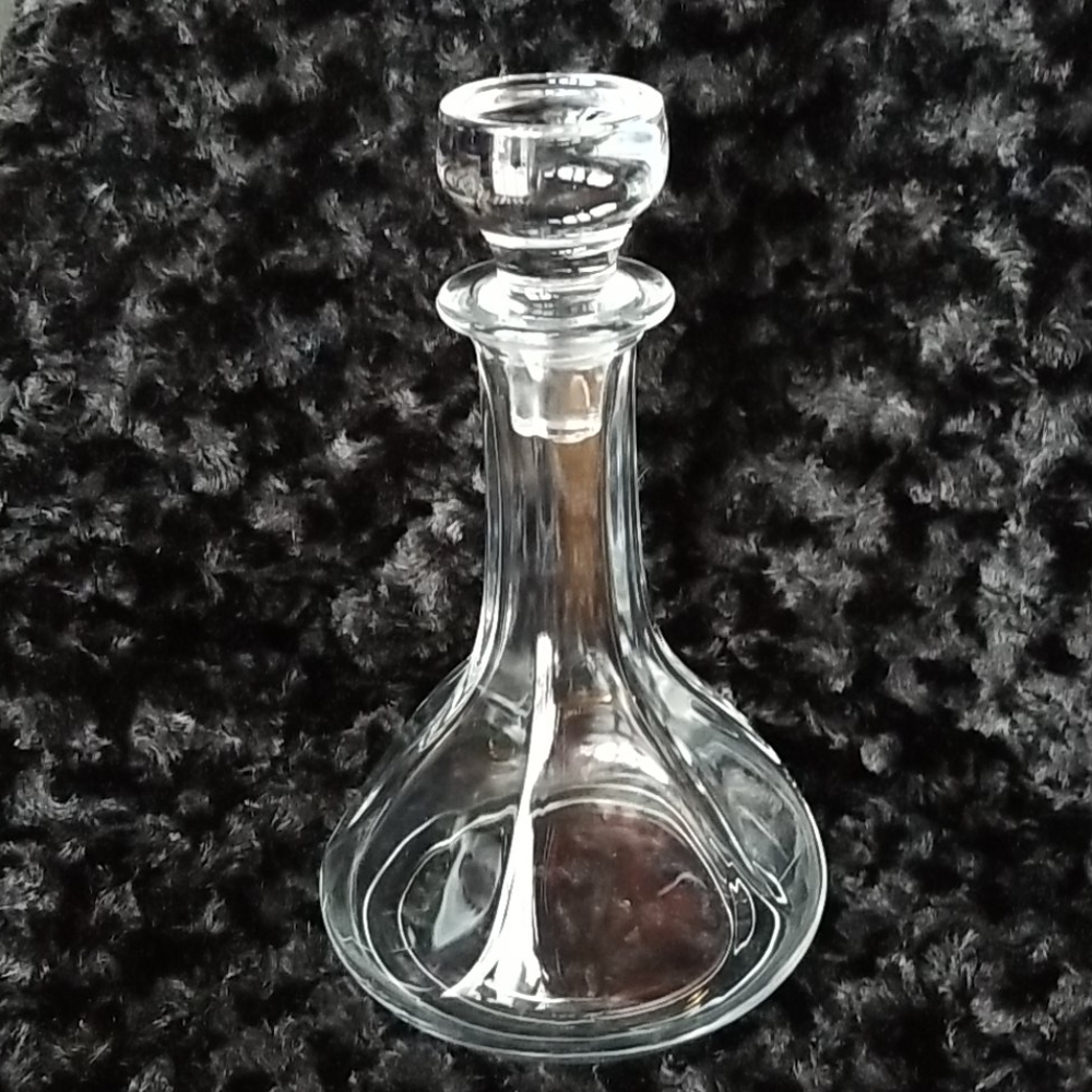 Vintage Glass Crystal Liquor or Wine Decanter with Stopper